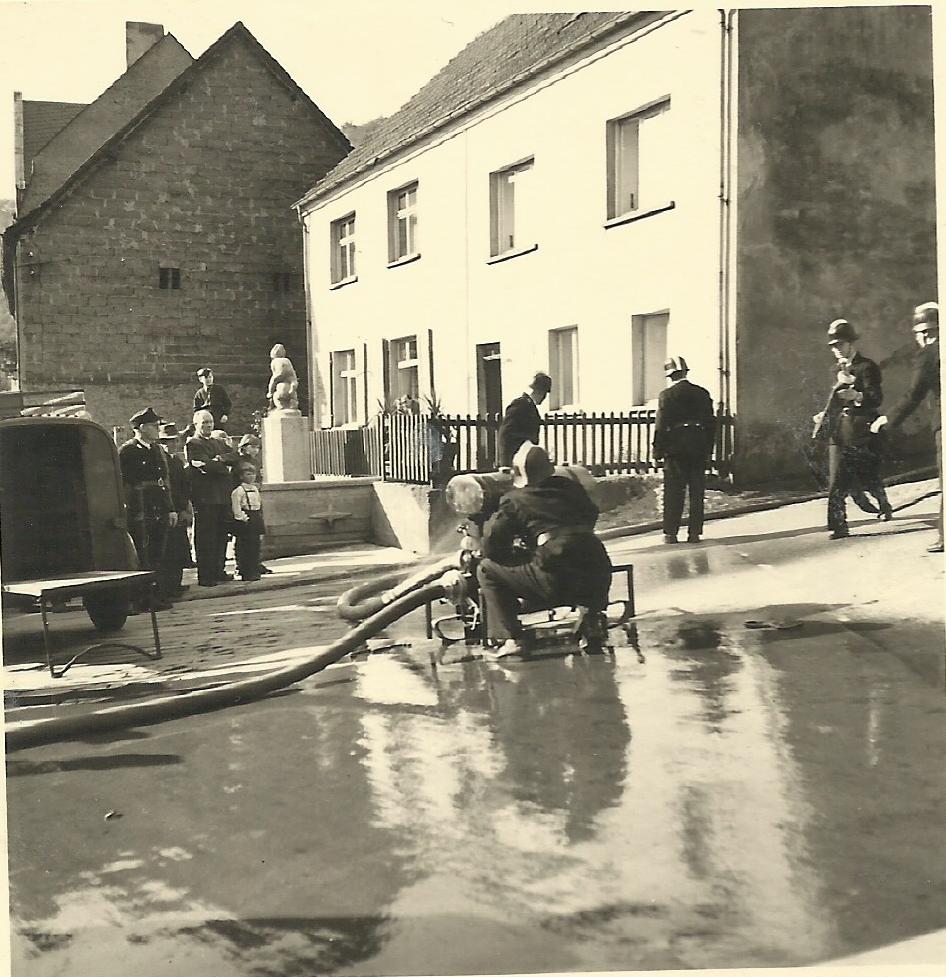 Zweitaktmotorspritze 1933